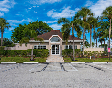 1013 Nw 53rd Street - Photo Thumbnail 42