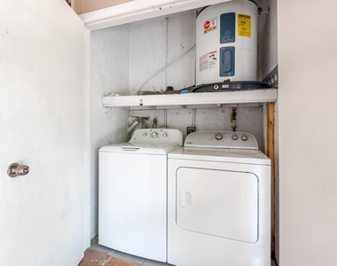 1013 Nw 53rd Street - Photo Thumbnail 27