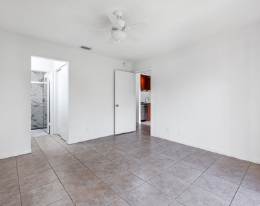 1013 Nw 53rd Street - Photo Thumbnail 23