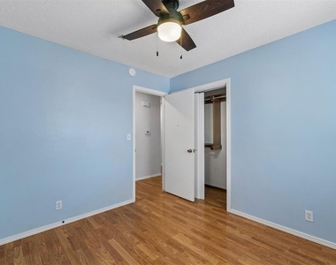 213 S Silver Drive - Photo Thumbnail 21