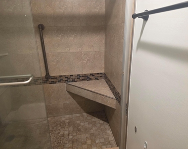 959 Se 2nd Avenue - Photo Thumbnail 10