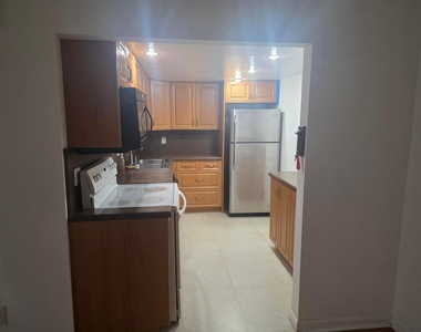 959 Se 2nd Avenue - Photo Thumbnail 21