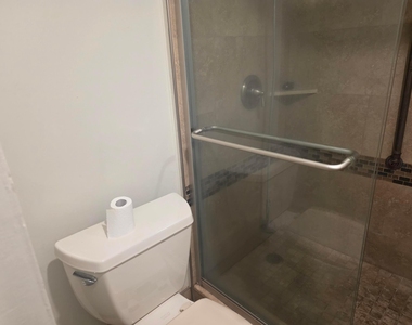 959 Se 2nd Avenue - Photo Thumbnail 9