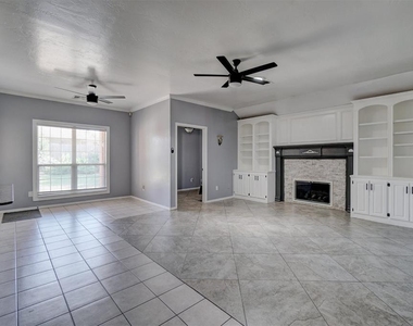 1209 Sw 113th Street - Photo Thumbnail 8