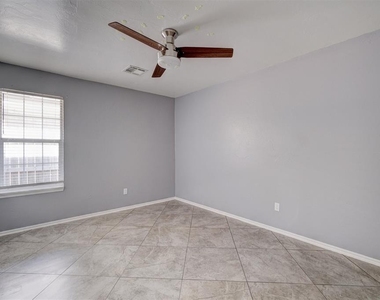 1209 Sw 113th Street - Photo Thumbnail 23