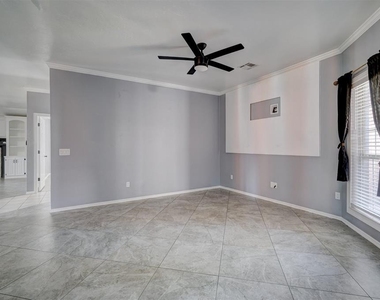 1209 Sw 113th Street - Photo Thumbnail 3