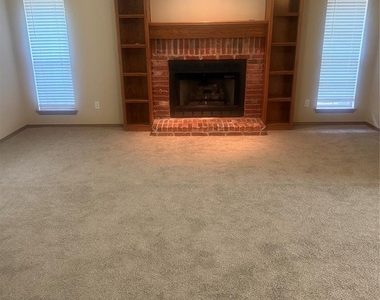 12513 Sw 14th Street - Photo Thumbnail 9