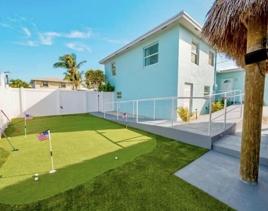1407 Ontario Drive - Photo Thumbnail 17