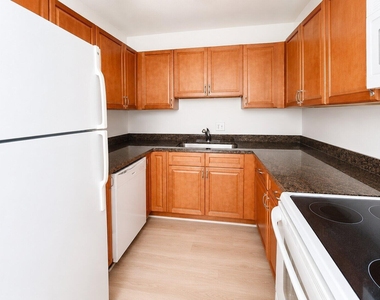 2201 Ne 36th Street - Photo Thumbnail 4