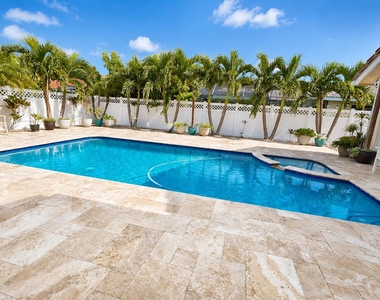 6373 Nw 55th Manor - Photo Thumbnail 17
