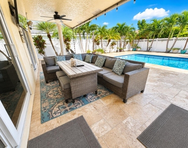 6373 Nw 55th Manor - Photo Thumbnail 15
