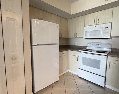 1801 N Flagler Drive - Photo Thumbnail 2
