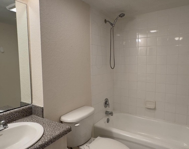1801 N Flagler Drive - Photo Thumbnail 17