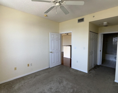 1801 N Flagler Drive - Photo Thumbnail 13