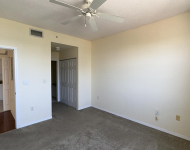 1801 N Flagler Drive - Photo Thumbnail 12