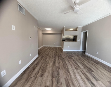 11661 W Atlantic Boulevard - Photo Thumbnail 5