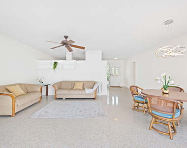 1718 Se 14th Street - Photo Thumbnail 11