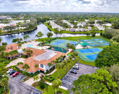 208 Caribe Court - Photo Thumbnail 42