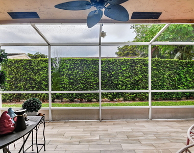 208 Caribe Court - Photo Thumbnail 27