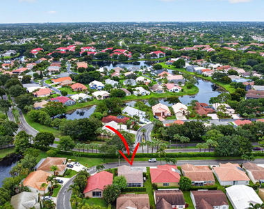 208 Caribe Court - Photo Thumbnail 38