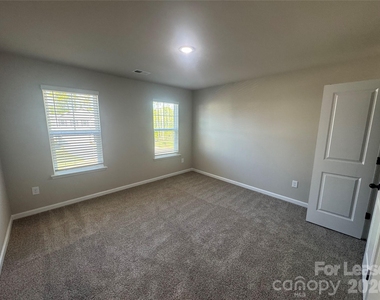 2128 Clapham Court - Photo Thumbnail 10