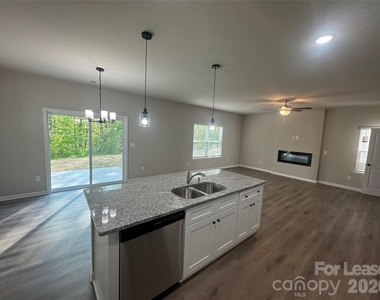 2128 Clapham Court - Photo Thumbnail 5