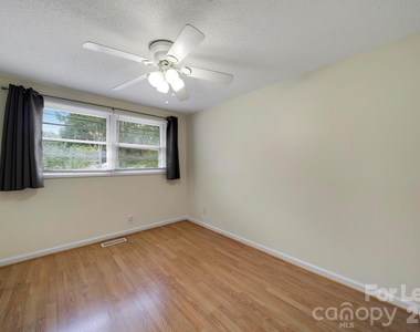 501 Olin Drive - Photo Thumbnail 10
