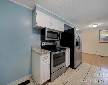 501 Olin Drive - Photo Thumbnail 8
