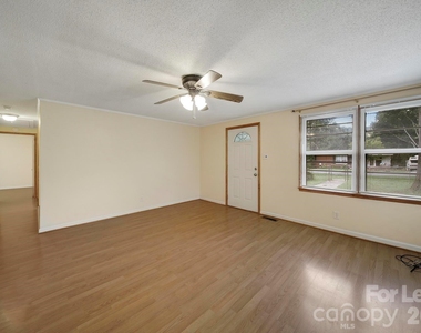 501 Olin Drive - Photo Thumbnail 2