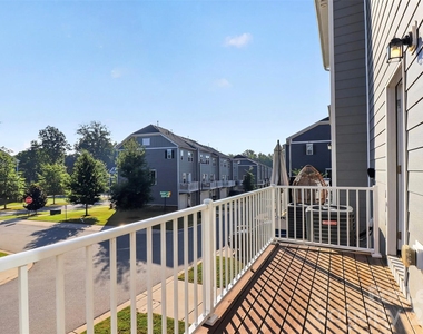 10840 Overlook Mountain Drive - Photo Thumbnail 17