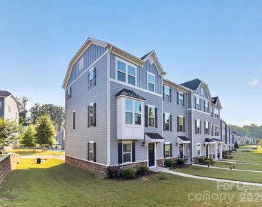 10840 Overlook Mountain Drive - Photo Thumbnail 29