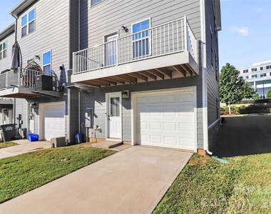 10840 Overlook Mountain Drive - Photo Thumbnail 28