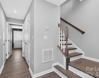 10840 Overlook Mountain Drive - Photo Thumbnail 1