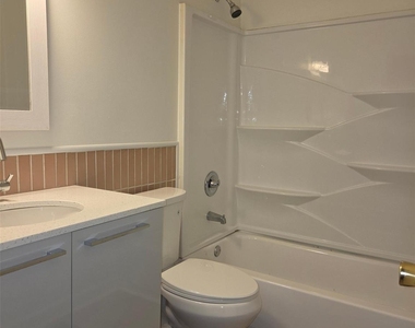 2835 Willow Street - Photo Thumbnail 7