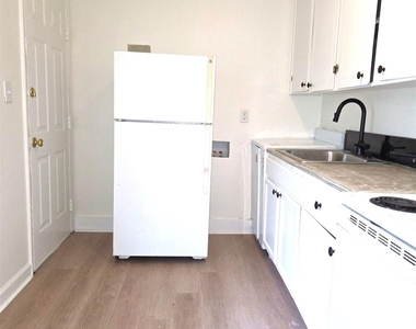 2835 Willow Street - Photo Thumbnail 1
