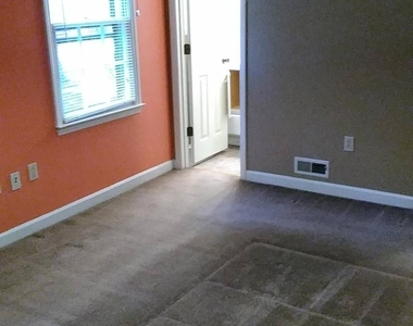 433 Raintree Drive - Photo Thumbnail 16