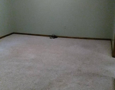 433 Raintree Drive - Photo Thumbnail 26