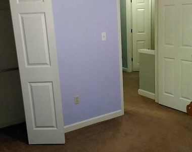 433 Raintree Drive - Photo Thumbnail 6