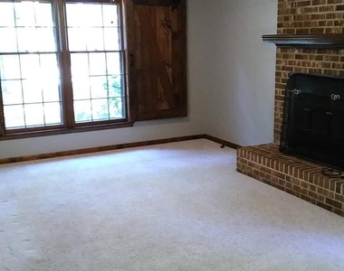 433 Raintree Drive - Photo Thumbnail 27