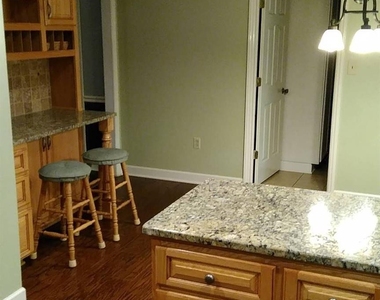 433 Raintree Drive - Photo Thumbnail 24