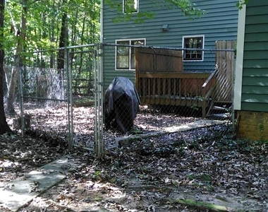 433 Raintree Drive - Photo Thumbnail 2