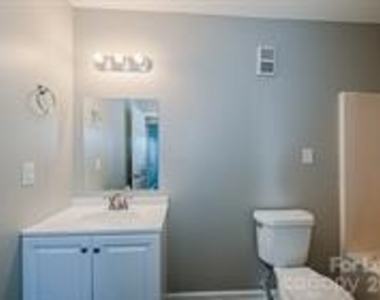 312 Hoskins Mill Lane - Photo Thumbnail 10