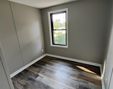 1809 Dallas Stanley Highway - Photo Thumbnail 6