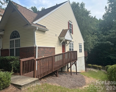 4621 Grier Farm Lane - Photo Thumbnail 7