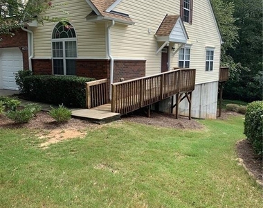 4621 Grier Farm Lane - Photo Thumbnail 6