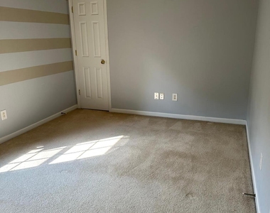 4621 Grier Farm Lane - Photo Thumbnail 24