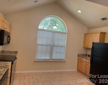 4621 Grier Farm Lane - Photo Thumbnail 11