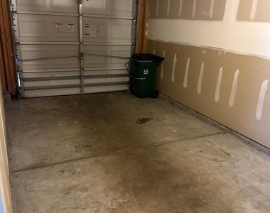 4621 Grier Farm Lane - Photo Thumbnail 32