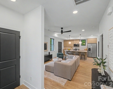 6717 Tracy Avenue - Photo Thumbnail 5