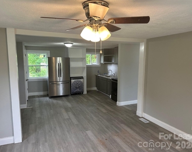 209 Brookview Road - Photo Thumbnail 2